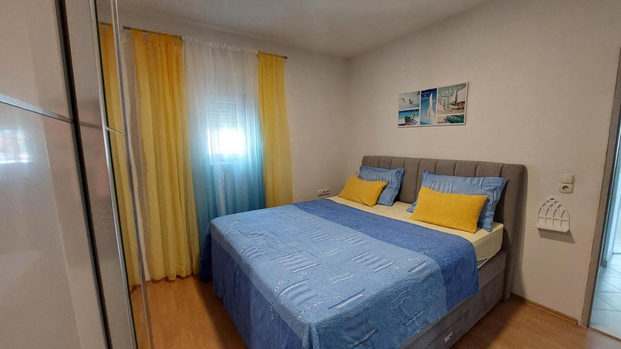 Luna Apartments Baška Voda Extérieur photo